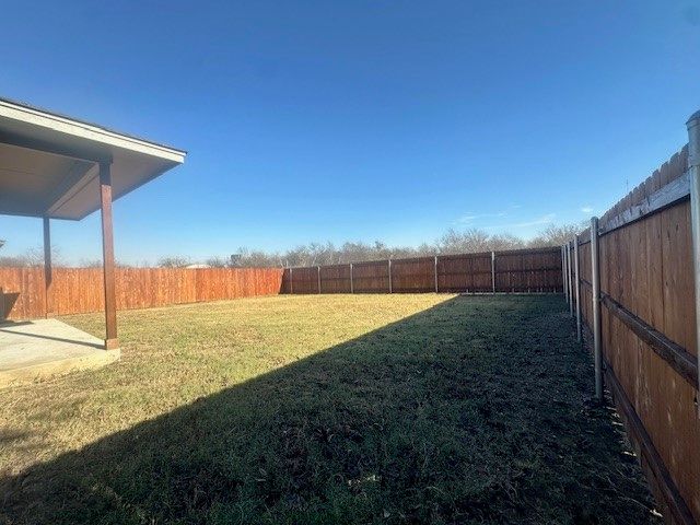 100 Arthur Avenue, Mcgregor, TX 76657