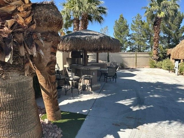 8175 Arville Street 5, Las Vegas, NV 89139