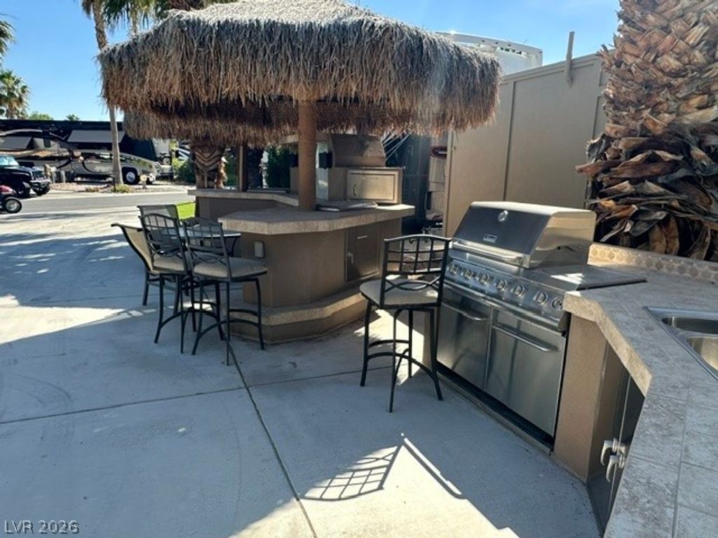 8175 Arville Street 5, Las Vegas, NV 89139