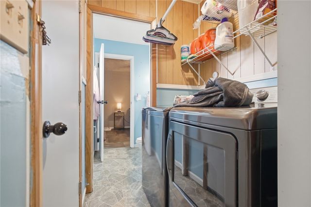 4799 Scothills Drive, Englewood, OH 45322