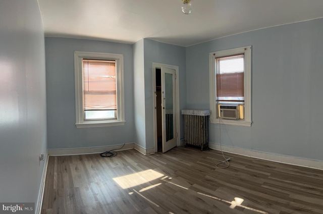 229 W CHEW AVE, Philadelphia, PA 19120