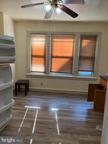 229 W CHEW AVE, Philadelphia, PA 19120