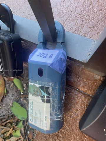 2701 Riverside Dr 202-B, Coral Springs, FL 33065