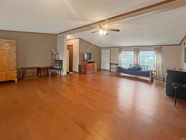 1108 Vogel Avenue, Huntingburg, IN 47542