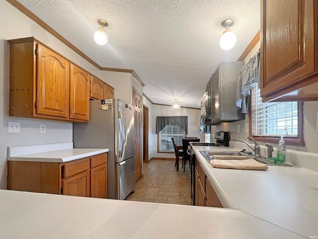 1108 Vogel Avenue, Huntingburg, IN 47542