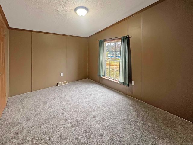 1108 Vogel Avenue, Huntingburg, IN 47542