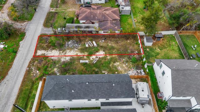 4121 E Toliver St, Houston, TX 77016