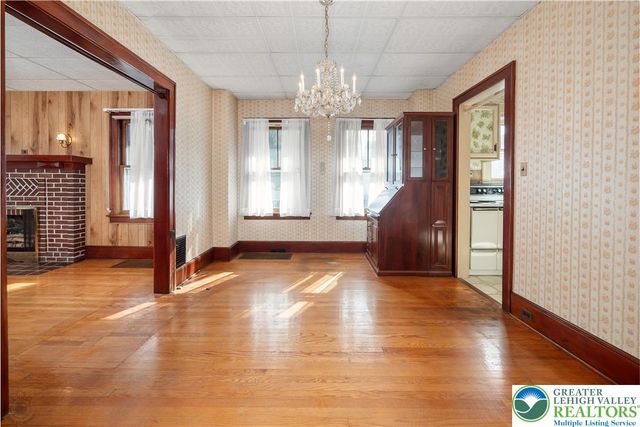 2730 Farmersville Road, Bethlehem City, PA 18020