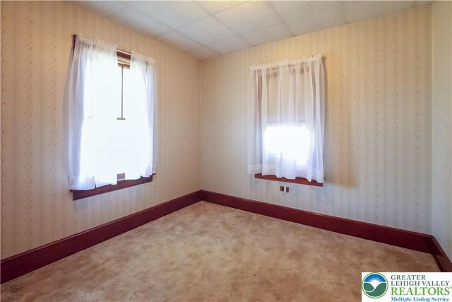 2730 Farmersville Road, Bethlehem City, PA 18020