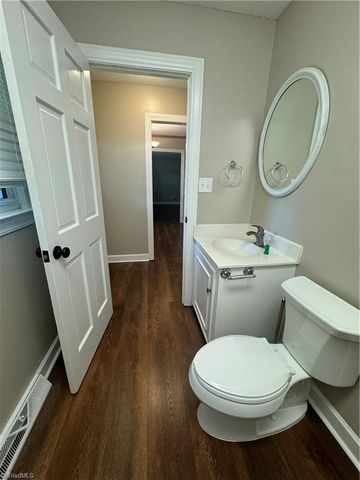 2400 Union Cross Road, Winston-salem, NC 27107