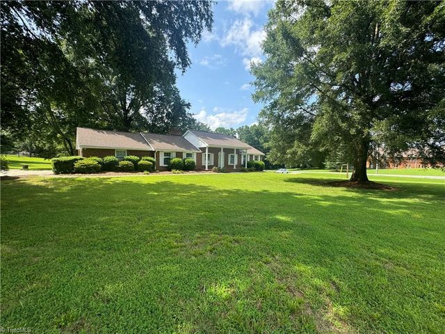 2400 Union Cross Road, Winston-salem, NC 27107