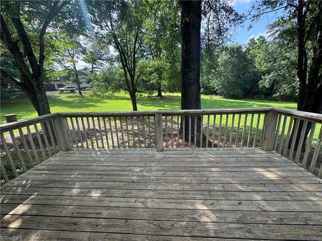 2400 Union Cross Road, Winston-salem, NC 27107