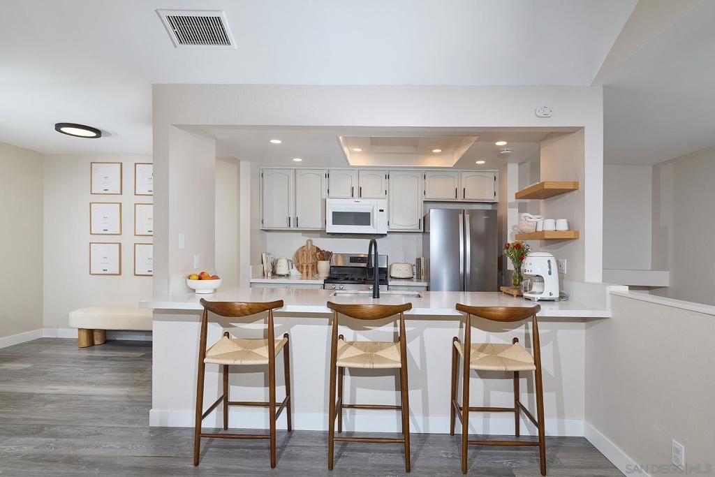 353 Windy Lane, Vista, CA 92083 — photo 4