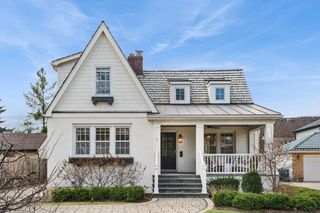 240 W Saint Charles Road, Elmhurst, IL 60126