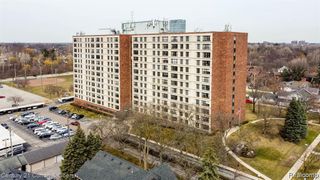 21800 Morley Avenue 403, Dearborn, MI 48124