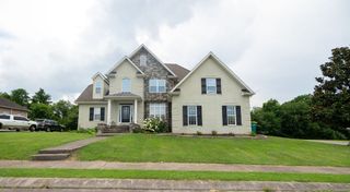 320 Creekside Dr, Lewisburg, TN 37091