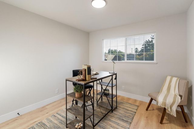 5875 Woodleigh Dr, Carmichael, CA 95608