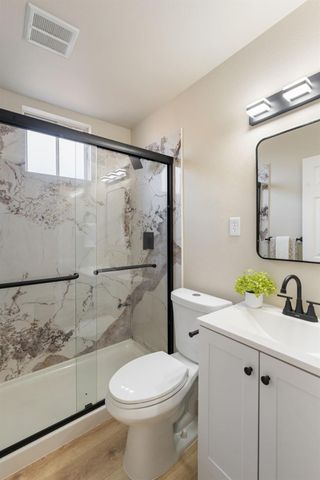 5875 Woodleigh Dr, Carmichael, CA 95608