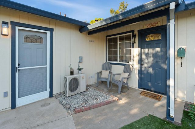 5875 Woodleigh Dr, Carmichael, CA 95608