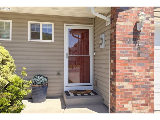 3706 Ne 81ST St, Vancouver, WA 98665