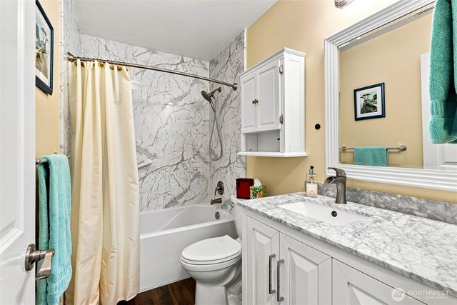 1825 Johnson Avenue, Dupont, WA 98327