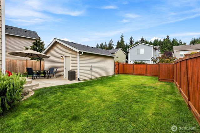 1825 Johnson Avenue, Dupont, WA 98327