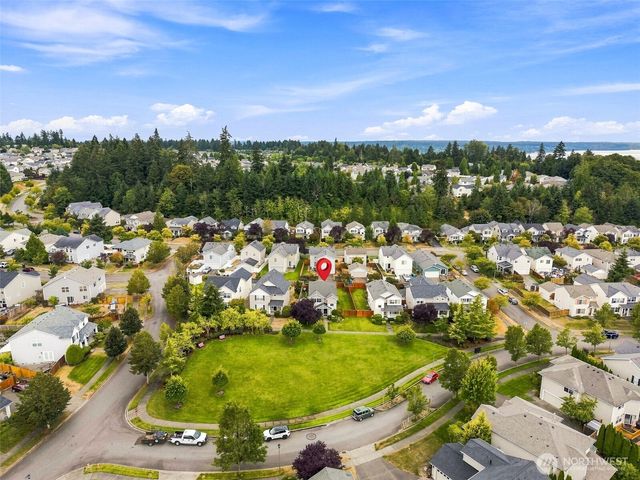 1825 Johnson Avenue, Dupont, WA 98327