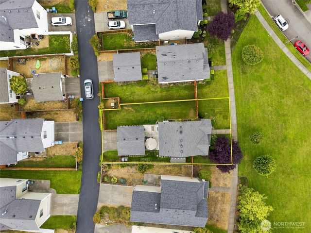 1825 Johnson Avenue, Dupont, WA 98327