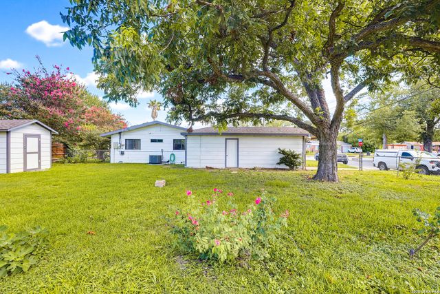 271 WAYSIDE DR, San Antonio, TX 78213