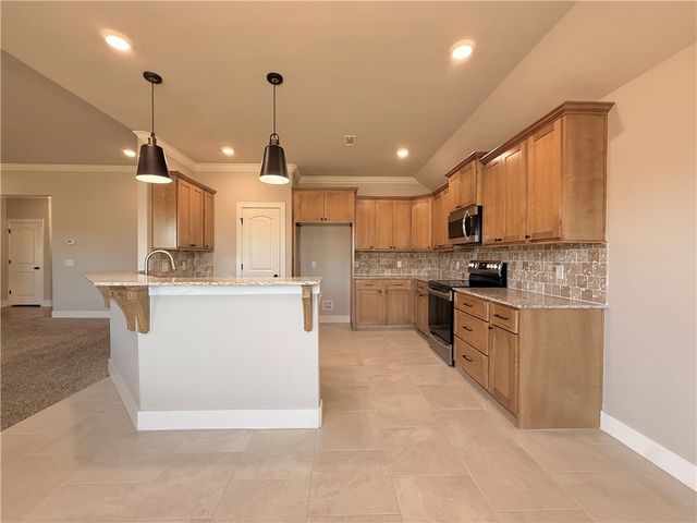 890 Madden Street, Tontitown, AR 72762