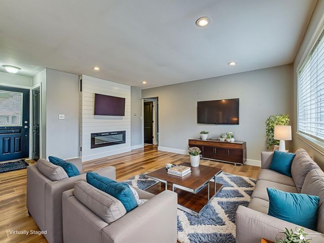 18153 Doncaster Court, Brownstown, MI 48193