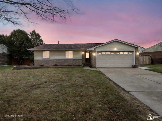 18153 Doncaster Court, Brownstown, MI 48193