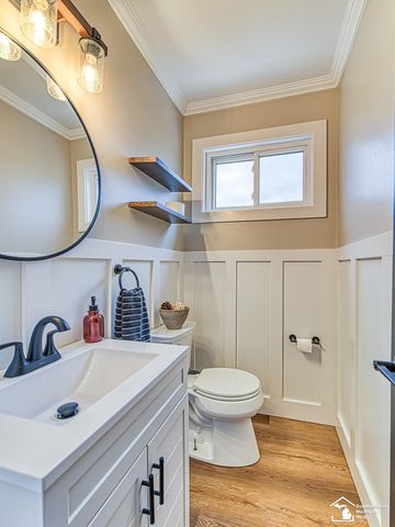 18153 Doncaster Court, Brownstown, MI 48193