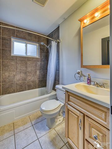 18153 Doncaster Court, Brownstown, MI 48193