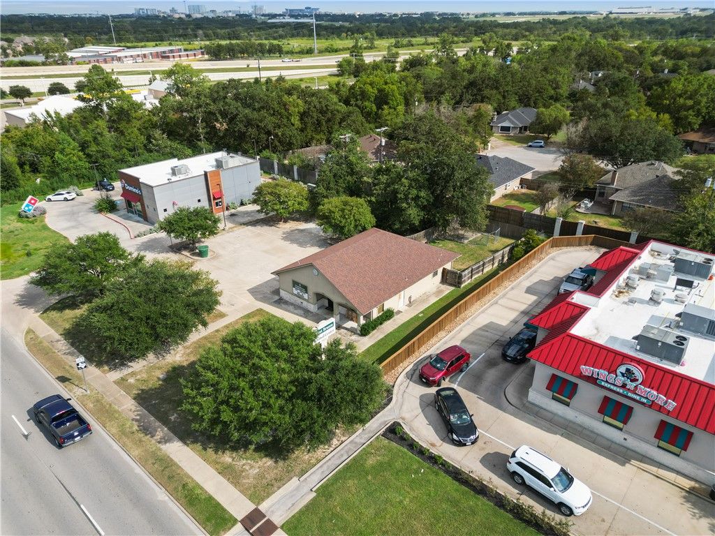 1531 West Villa Maria Road, Bryan, TX 77807 — photo 2