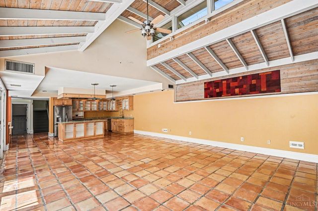 3583 Cooper Road, Blue Ash, OH 45241