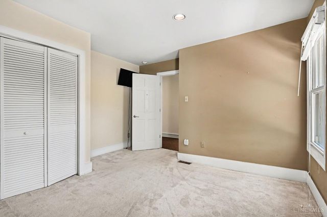 3583 Cooper Road, Blue Ash, OH 45241