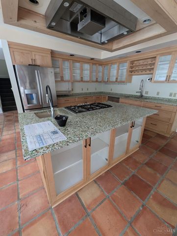 3583 Cooper Road, Blue Ash, OH 45241