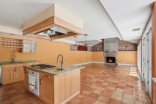 3583 Cooper Road, Blue Ash, OH 45241