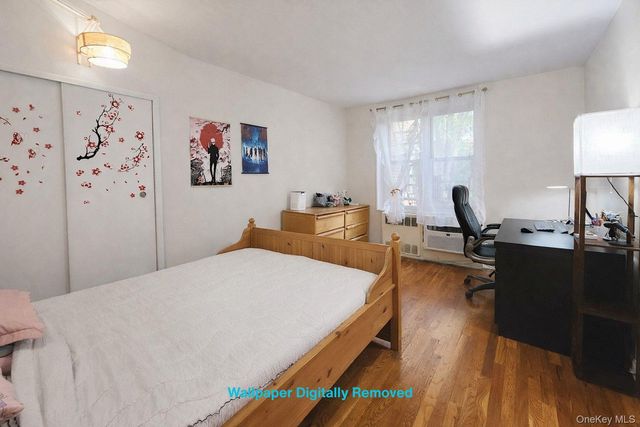 209-20 18th Ave 5E, Bayside, NY 11360