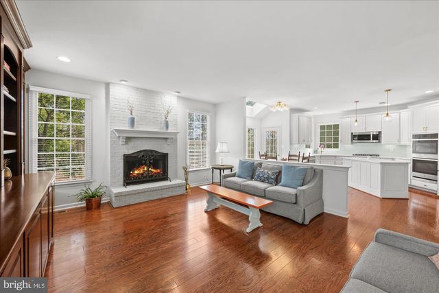 20338 FISHERS ISLAND CT, Ashburn, VA 20147