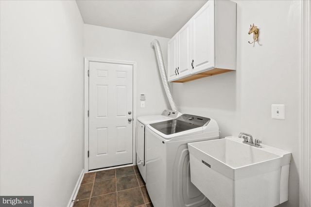 20338 FISHERS ISLAND CT, Ashburn, VA 20147