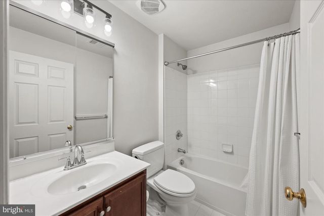 20338 FISHERS ISLAND CT, Ashburn, VA 20147