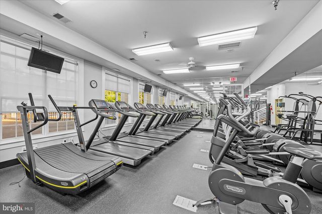 20338 FISHERS ISLAND CT, Ashburn, VA 20147