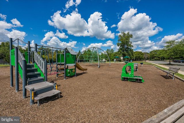 20338 FISHERS ISLAND CT, Ashburn, VA 20147