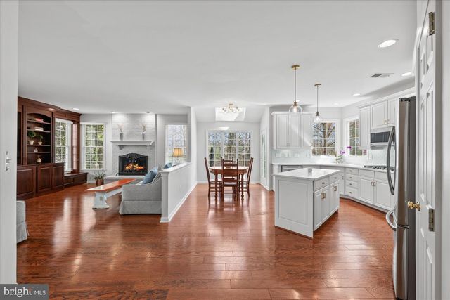 20338 FISHERS ISLAND CT, Ashburn, VA 20147