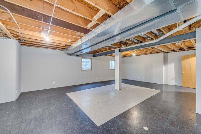 153 Treehouse Road, Matteson, IL 60443