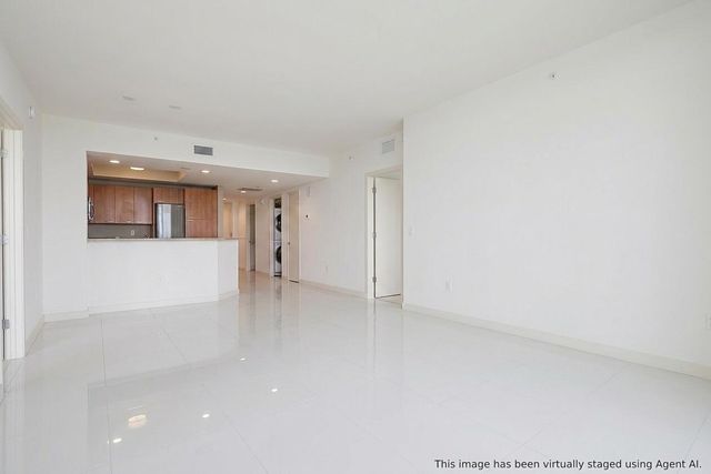 2640 Lake Shore Drive 1416, Riviera Beach, FL 33404