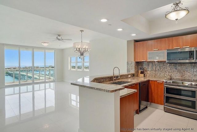 2640 Lake Shore Drive 1416, Riviera Beach, FL 33404