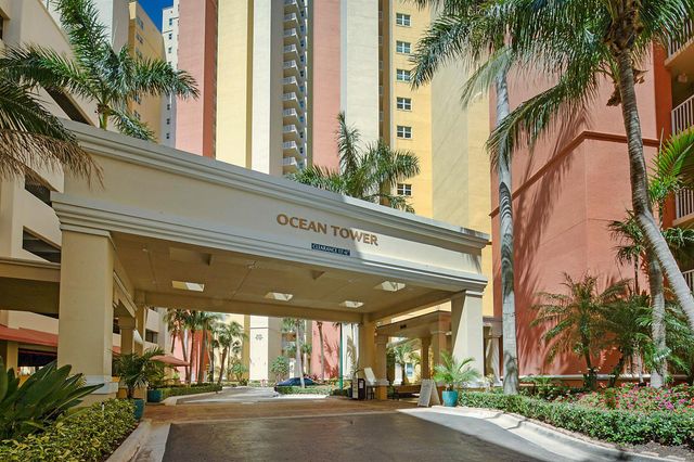 2640 Lake Shore Drive 1416, Riviera Beach, FL 33404